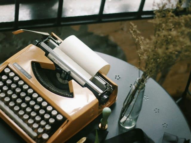10 Creative Writing Exercises to Progress Your Story